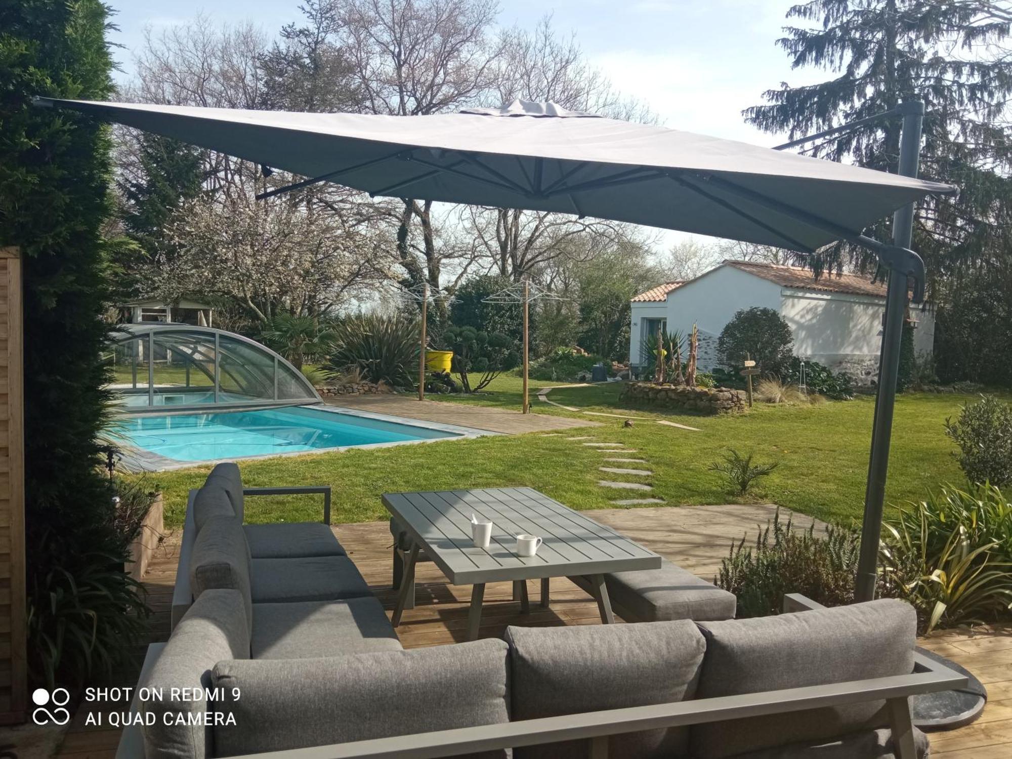 Bed and Breakfast Mas Des Vignes Piscine Chauffee Le Champ-Saint-Pere Экстерьер фото